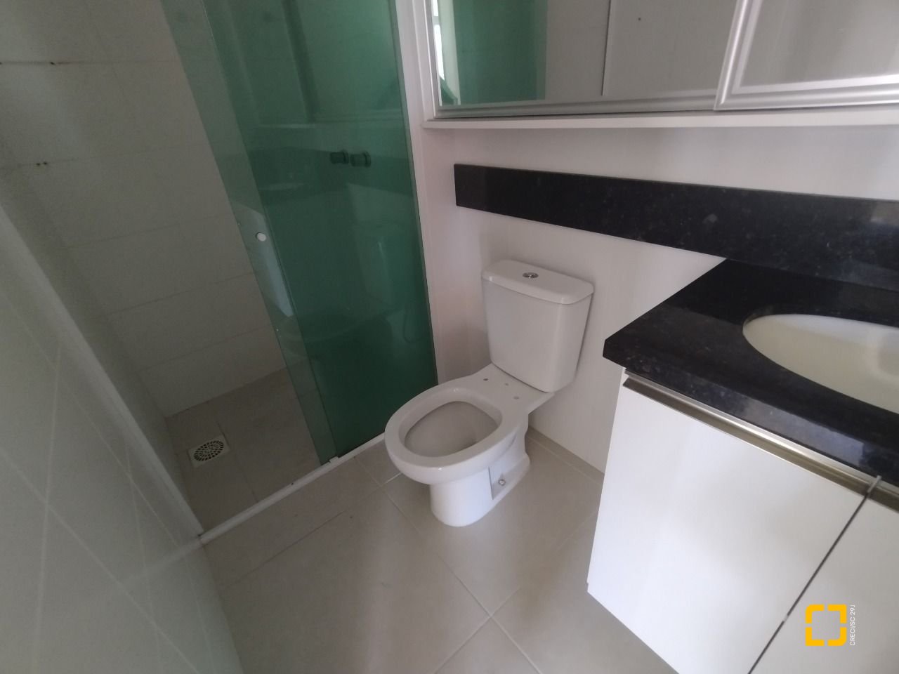 Apartamento com 68m², 3 quartos (sendo 1 suíte), 1 garagem, no bairro Kobrasol em São José