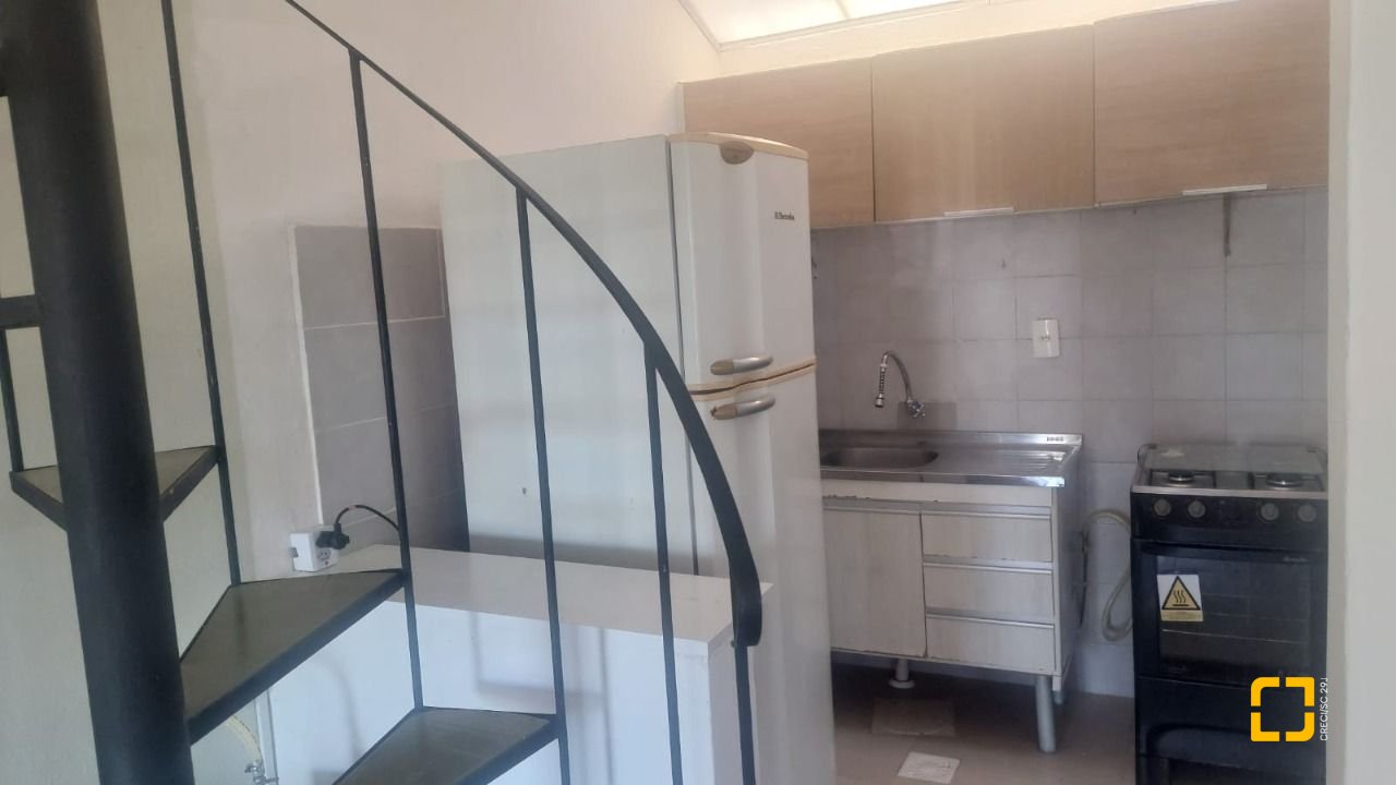 Casa com 530m², 5 quartos, 8 garagens, no bairro Lagoa da Conceição em Florianópolis