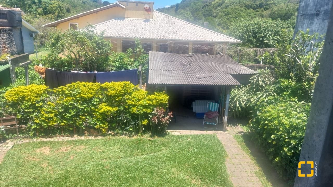 Casa com 530m², 5 quartos, 8 garagens, no bairro Lagoa da Conceição em Florianópolis