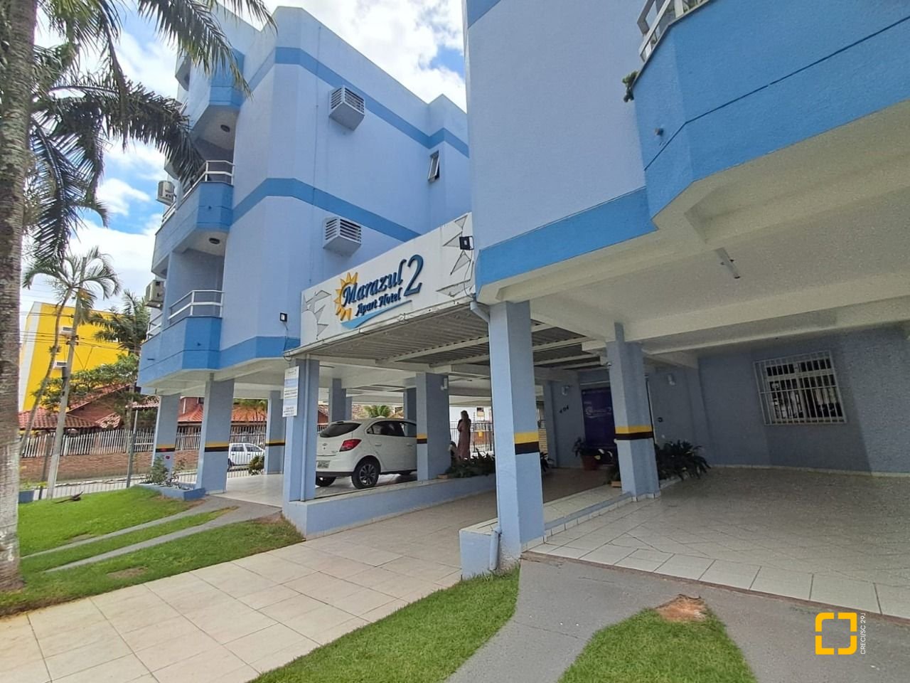 Prédio com 1539m², 21 garagens, no bairro Canasvieiras em Florianópolis