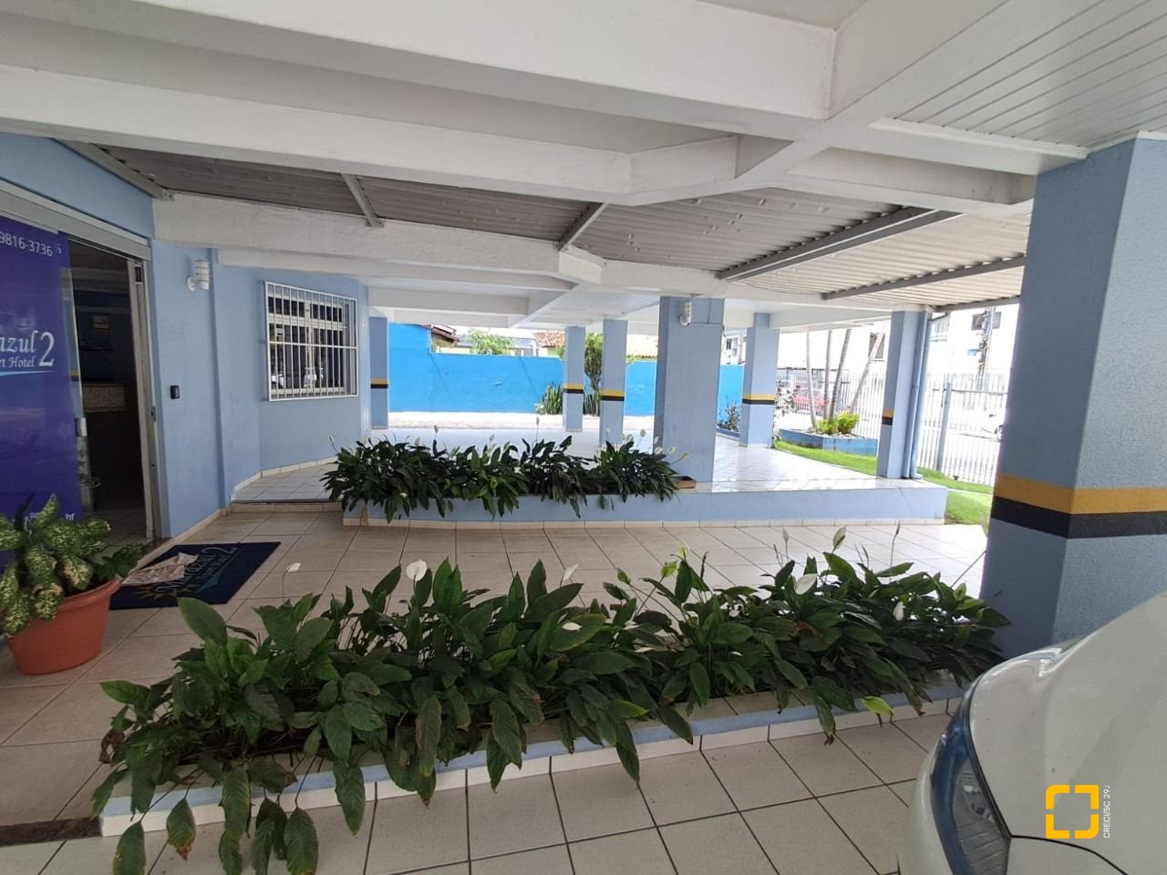Prédio com 1539m², 21 garagens, no bairro Canasvieiras em Florianópolis