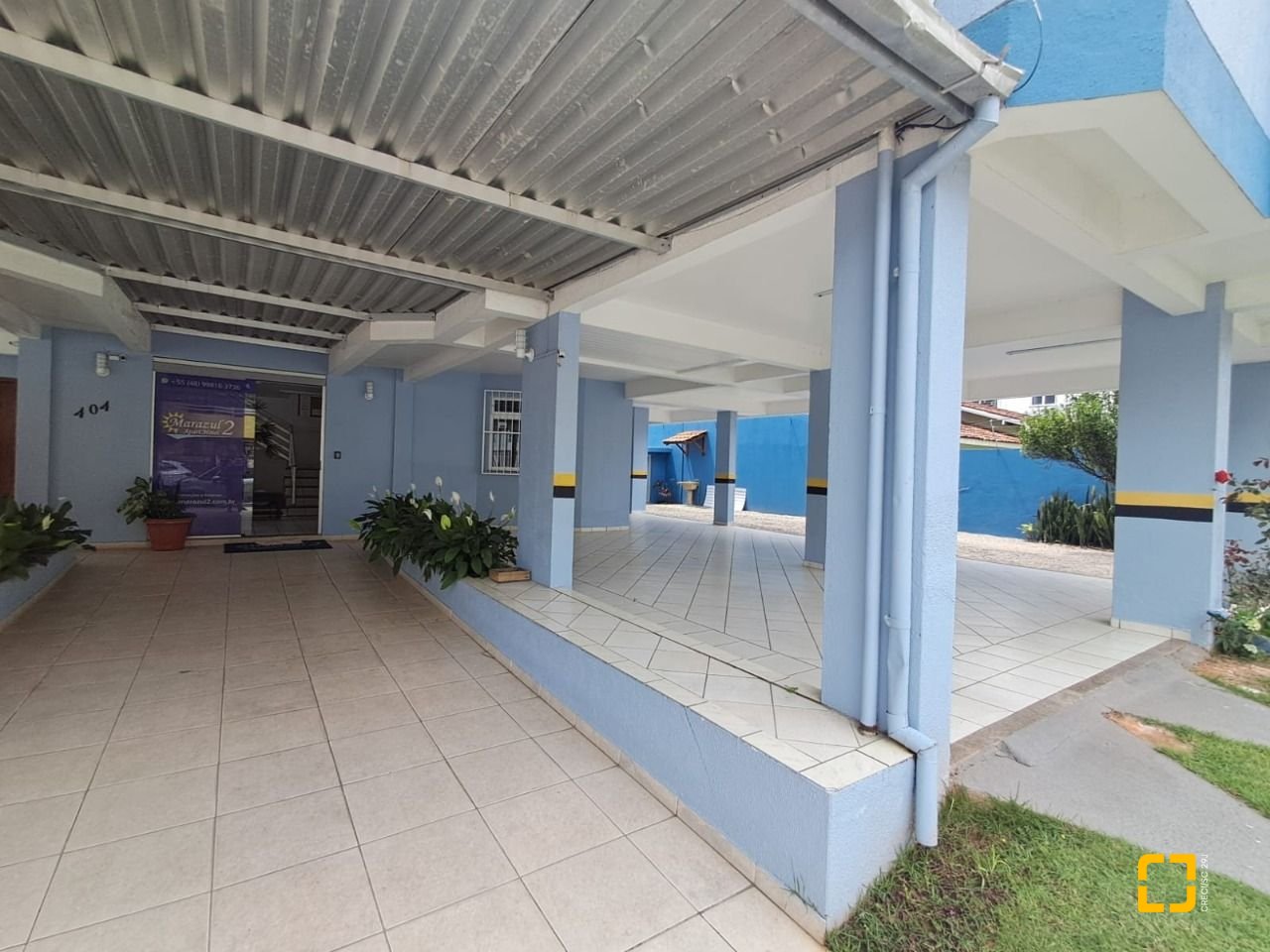 Prédio com 1539m², 21 garagens, no bairro Canasvieiras em Florianópolis