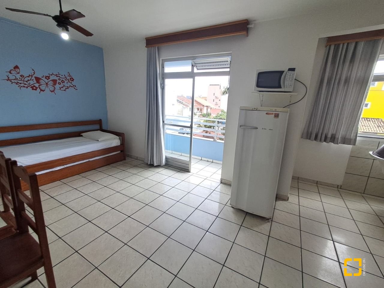 Prédio com 1539m², 21 garagens, no bairro Canasvieiras em Florianópolis