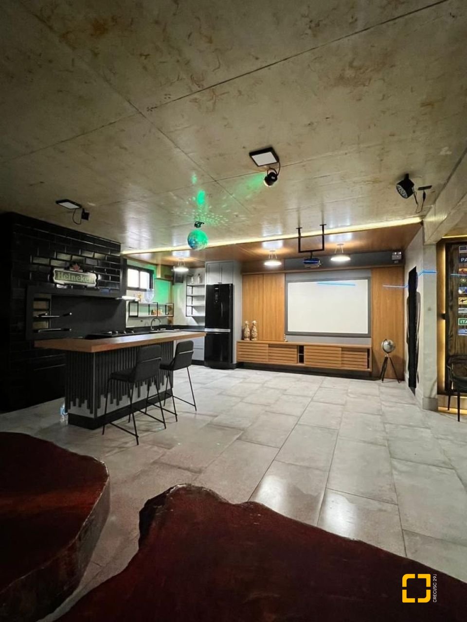 Casa de Condomínio com 782m², 5 quartos (sendo 5 suítes), 12 garagens, no bairro Ingleses em Florianópolis