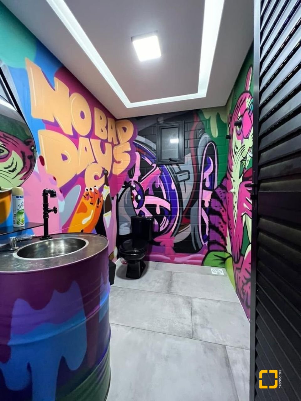 Casa de Condomínio com 782m², 5 quartos (sendo 5 suítes), 12 garagens, no bairro Ingleses em Florianópolis