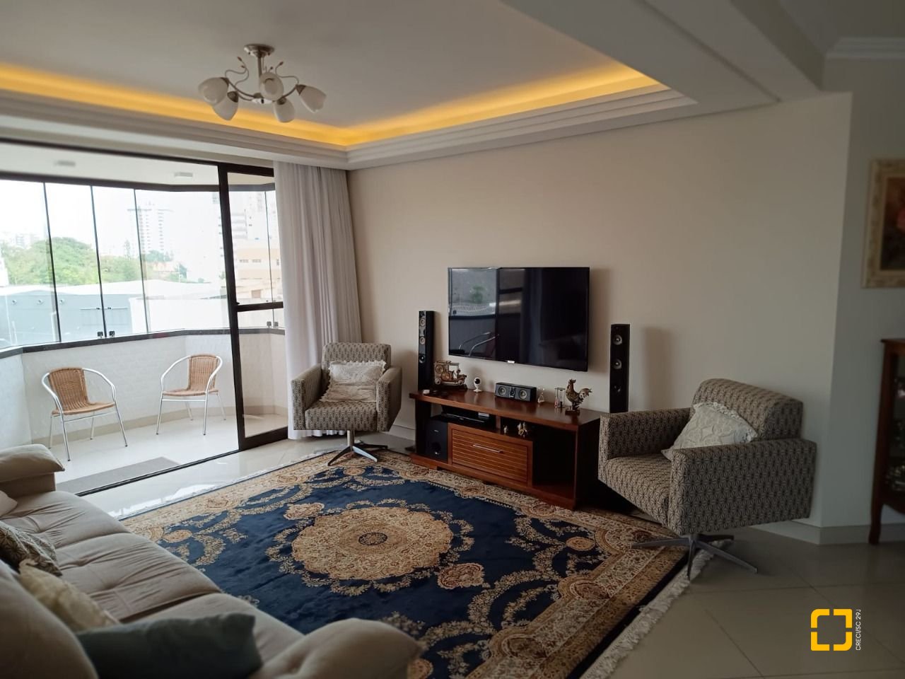 Apartamento com 128m², 4 quartos (sendo 1 suíte), 1 garagem, no bairro Estreito em Florianópolis