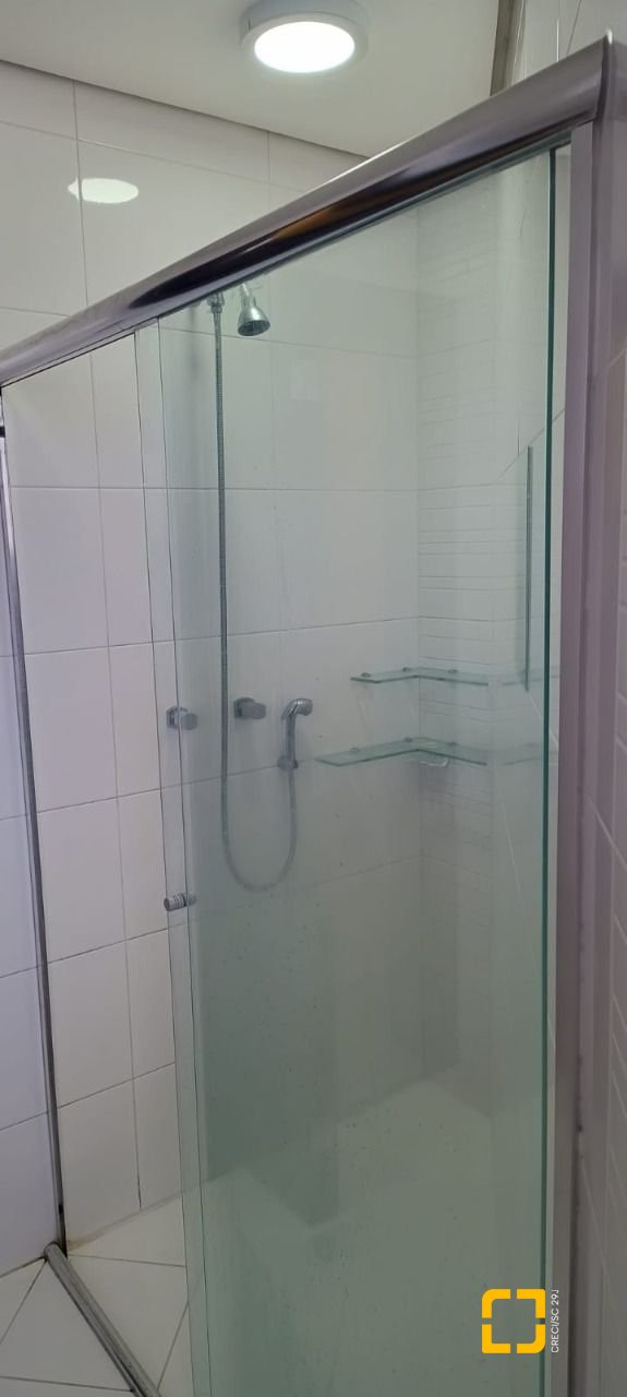 Apartamento com 128m², 4 quartos (sendo 1 suíte), 1 garagem, no bairro Estreito em Florianópolis