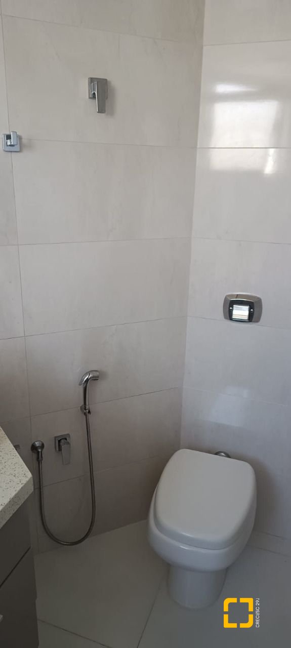 Apartamento com 128m², 4 quartos (sendo 1 suíte), 1 garagem, no bairro Estreito em Florianópolis