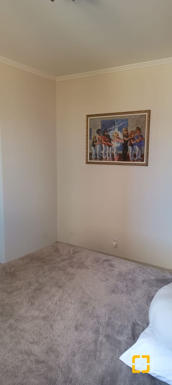 Apartamento com 128m², 4 quartos (sendo 1 suíte), 1 garagem, no bairro Estreito em Florianópolis