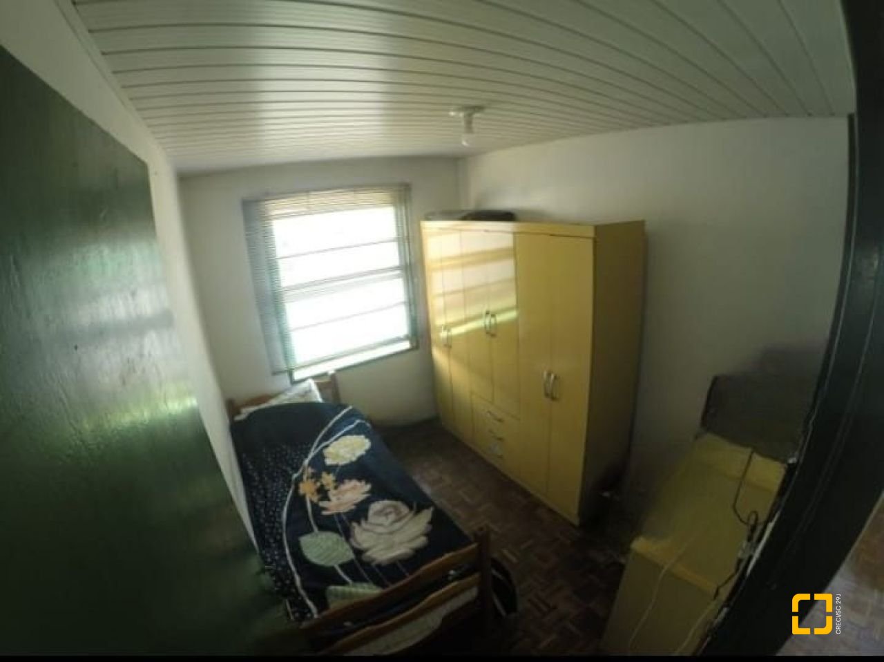 Casa com 110m², 4 quartos (sendo 1 suíte), 2 garagens, no bairro Forquilhinhas em São José