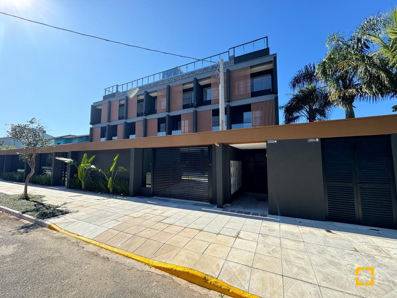 Loft com 44m², 1 quarto (sendo 1 suíte), 1 garagem, no bairro Novo Campeche em Florianópolis
