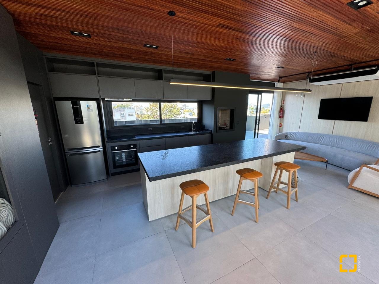 Loft com 44m², 1 quarto (sendo 1 suíte), 1 garagem, no bairro Novo Campeche em Florianópolis