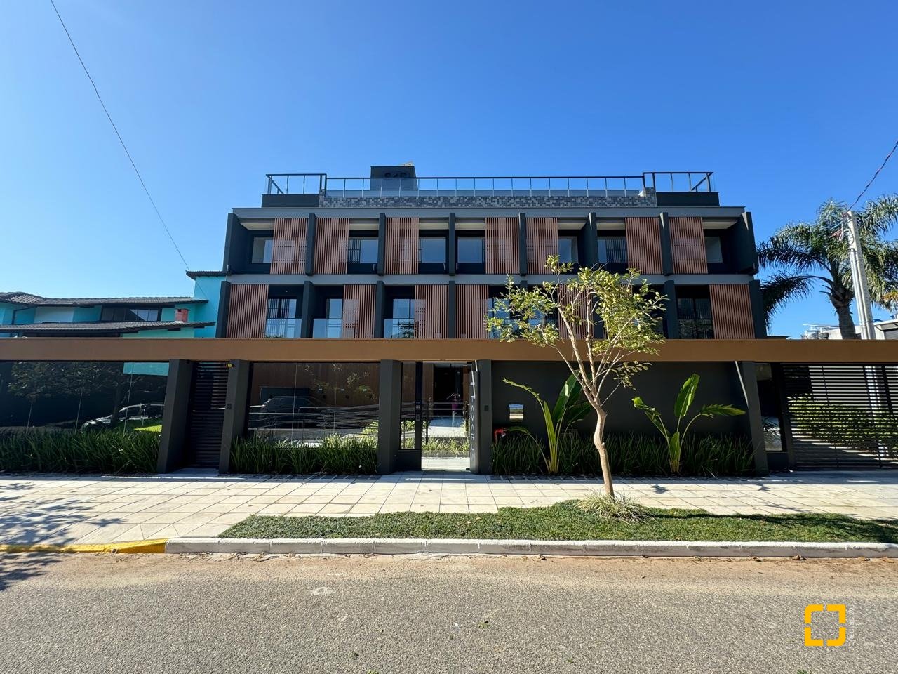 Loft com 44m², 1 quarto (sendo 1 suíte), 1 garagem, no bairro Novo Campeche em Florianópolis