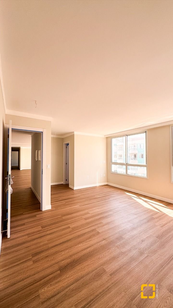 Apartamento com 149m², 6 quartos (sendo 3 suítes), 1 garagem, no bairro Ingleses em Florianópolis