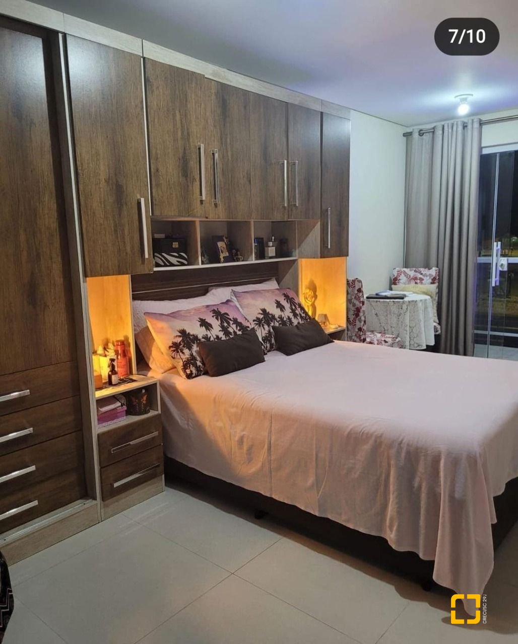 Casa com 120m², 4 quartos (sendo 2 suítes), 2 garagens, no bairro Rio Vermelho em Florianópolis