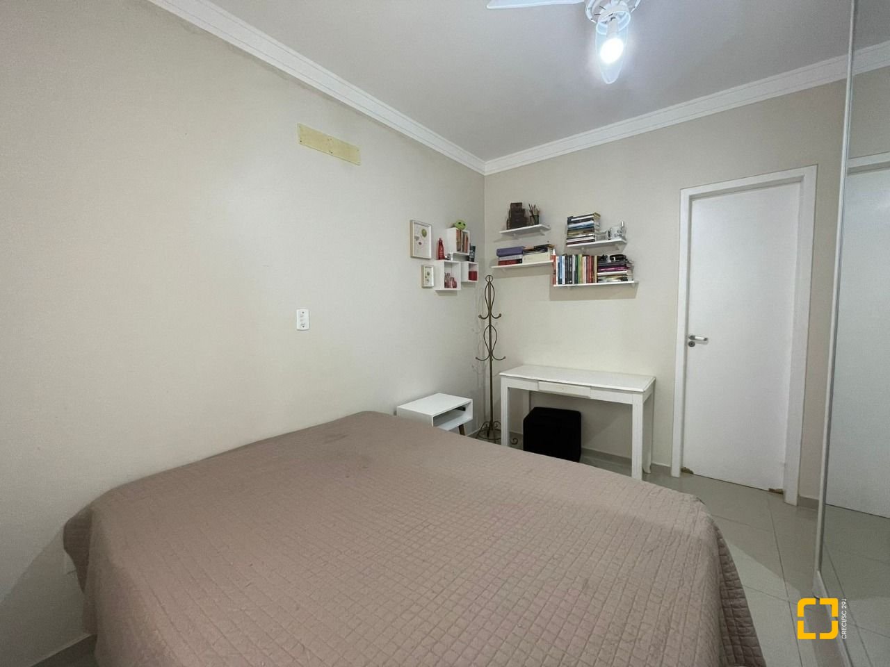 Apartamento com 76m², 4 quartos (sendo 1 suíte), 1 garagem, no bairro Ingleses em Florianópolis