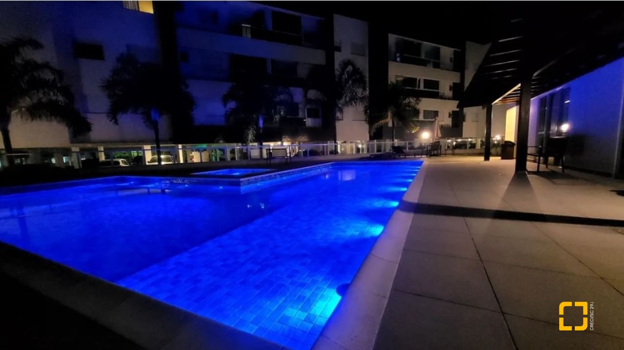 Apartamento com 107m², 4 quartos (sendo 2 suítes), 2 garagens, no bairro Ingleses em Florianópolis