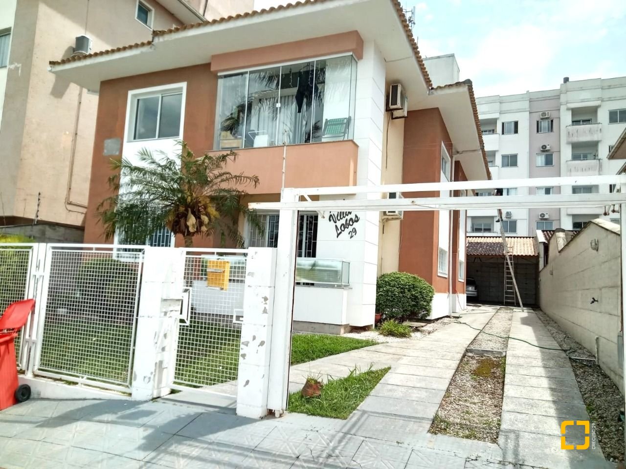 Apartamento com 52m², 2 quartos, 1 garagem, no bairro Potecas em São José