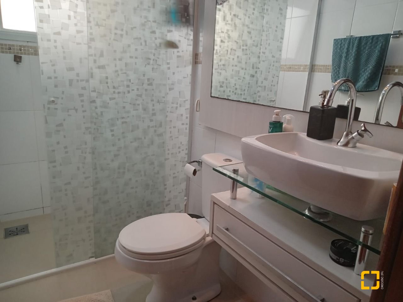 Apartamento com 52m², 2 quartos, 1 garagem, no bairro Potecas em São José