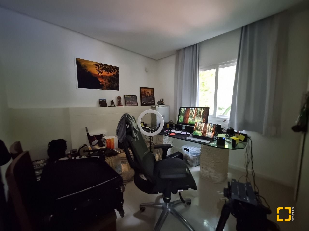 Casa de Condomínio com 400m², 6 quartos (sendo 6 suítes), 2 garagens, no bairro Barra da Lagoa em Florianópolis