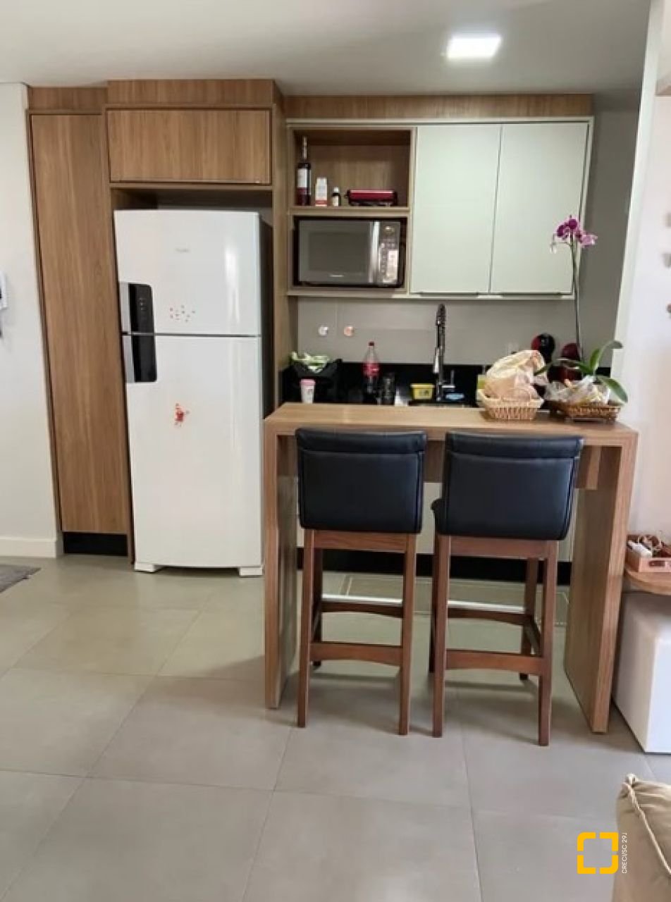 Apartamento com 71m², 3 quartos (sendo 1 suíte), 1 garagem, no bairro Canasvieiras em Florianópolis