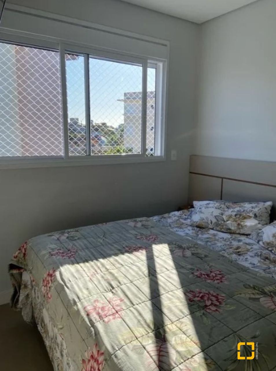 Apartamento com 71m², 3 quartos (sendo 1 suíte), 1 garagem, no bairro Canasvieiras em Florianópolis