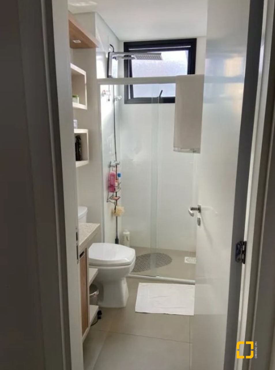 Apartamento com 71m², 3 quartos (sendo 1 suíte), 1 garagem, no bairro Canasvieiras em Florianópolis