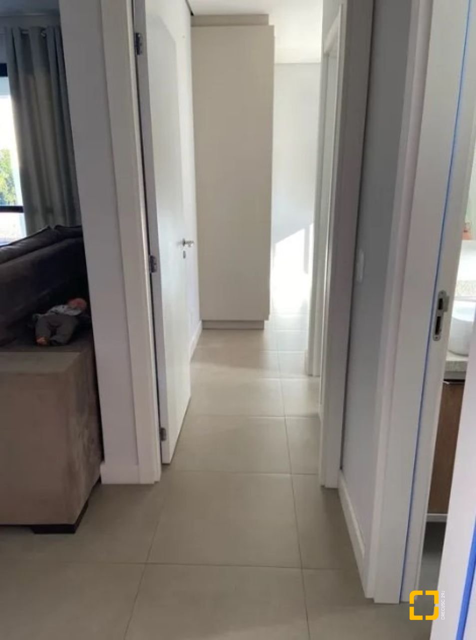 Apartamento com 71m², 3 quartos (sendo 1 suíte), 1 garagem, no bairro Canasvieiras em Florianópolis