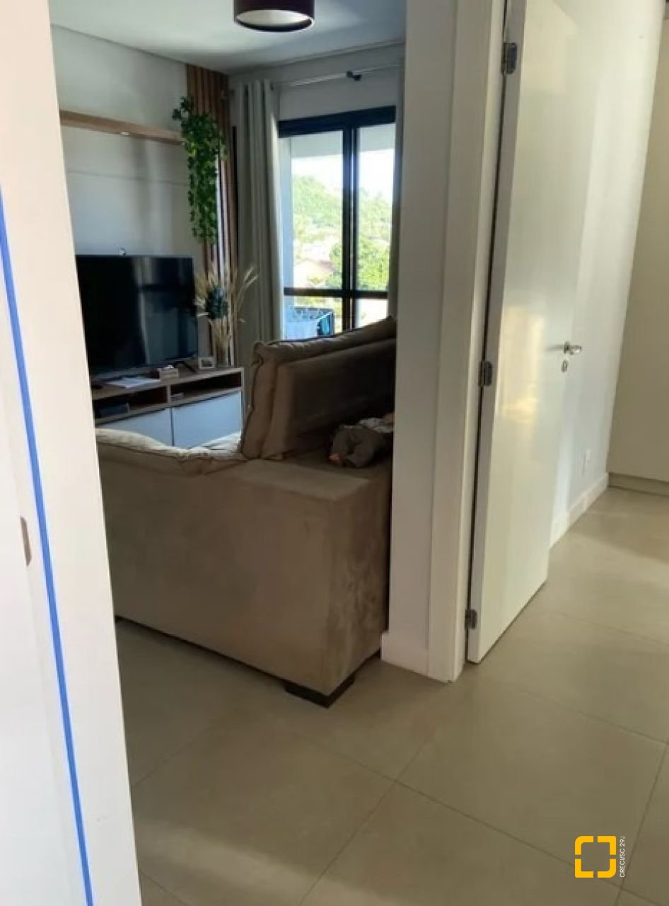 Apartamento com 71m², 3 quartos (sendo 1 suíte), 1 garagem, no bairro Canasvieiras em Florianópolis
