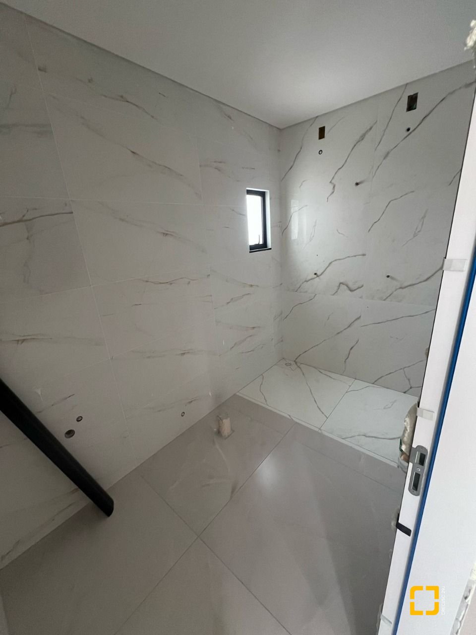 Casa com 124m², 4 quartos (sendo 1 suíte), 2 garagens, no bairro Ingleses em Florianópolis
