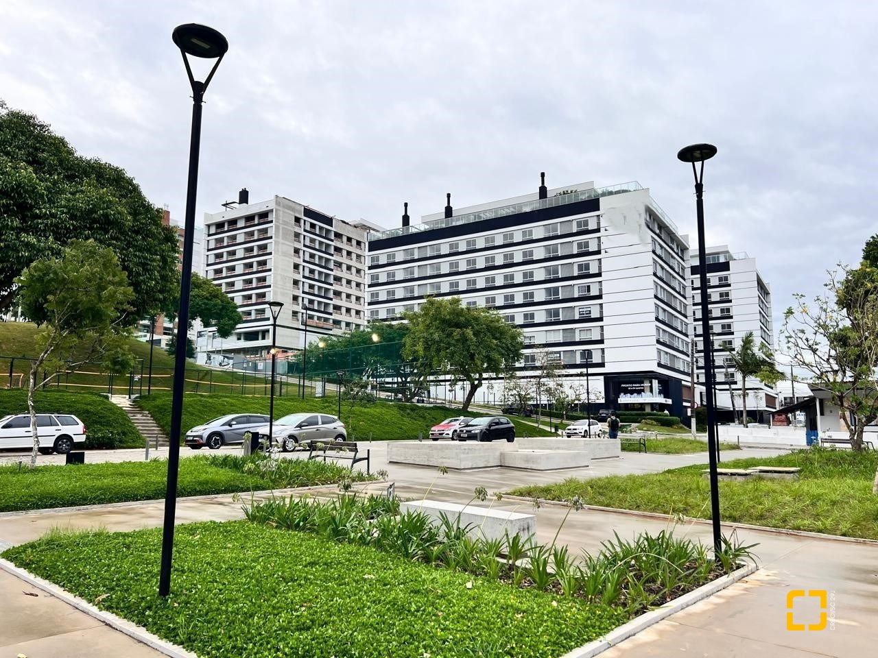 Apartamento com 99m², 4 quartos (sendo 2 suítes), 1 garagem, no bairro Jardim Atlântico em Florianópolis
