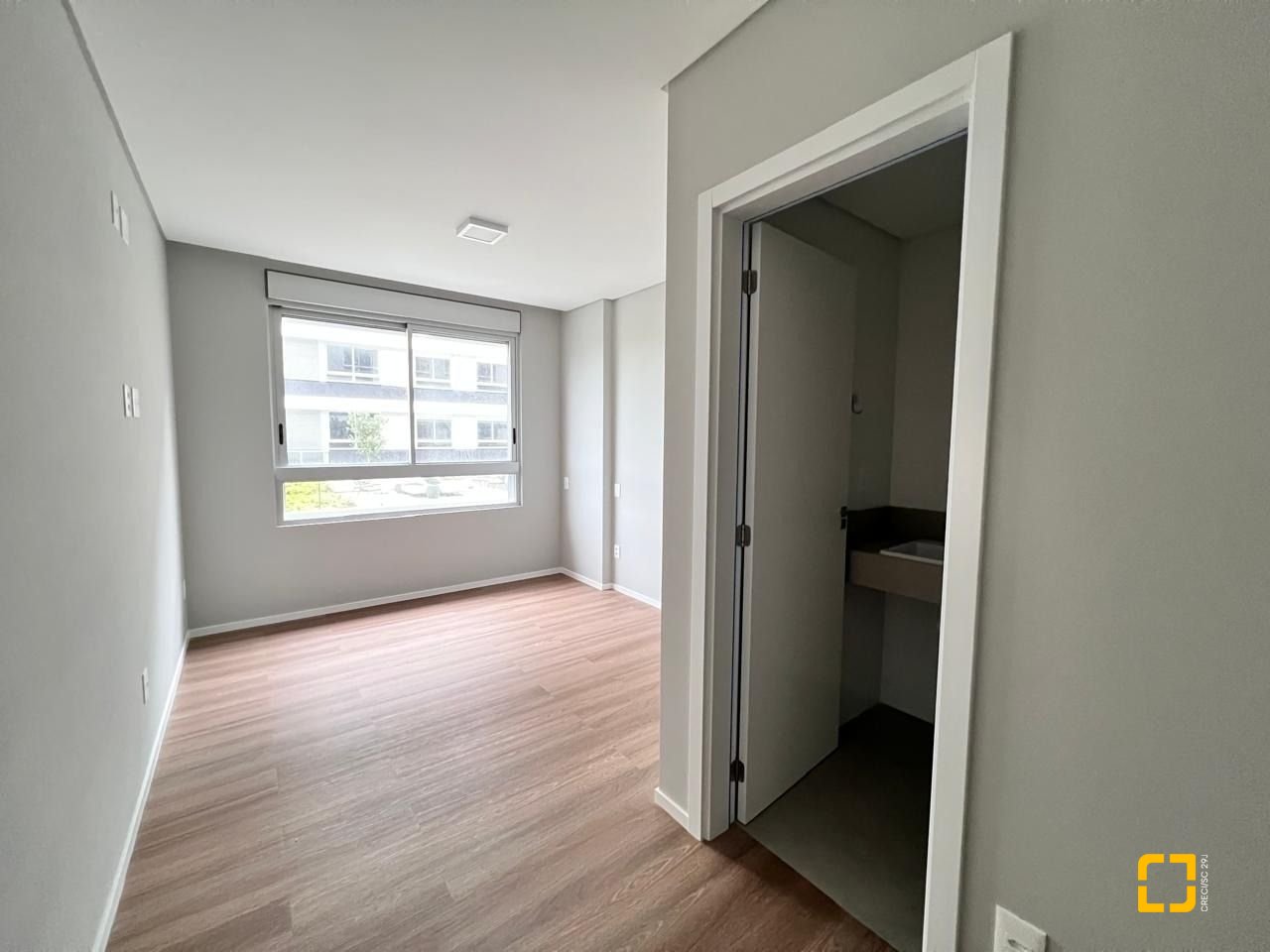 Apartamento com 99m², 4 quartos (sendo 2 suítes), 1 garagem, no bairro Jardim Atlântico em Florianópolis