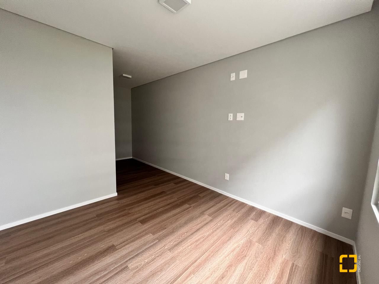 Apartamento com 99m², 4 quartos (sendo 2 suítes), 1 garagem, no bairro Jardim Atlântico em Florianópolis
