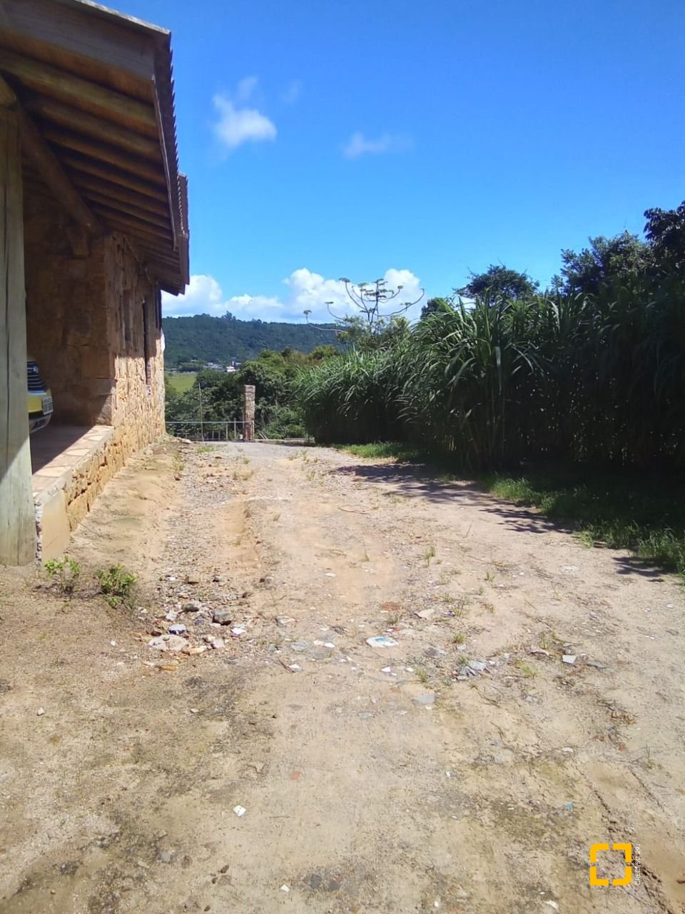 Casa com 150m², 4 quartos, 2 garagens, no bairro Vargem Grande em Florianópolis