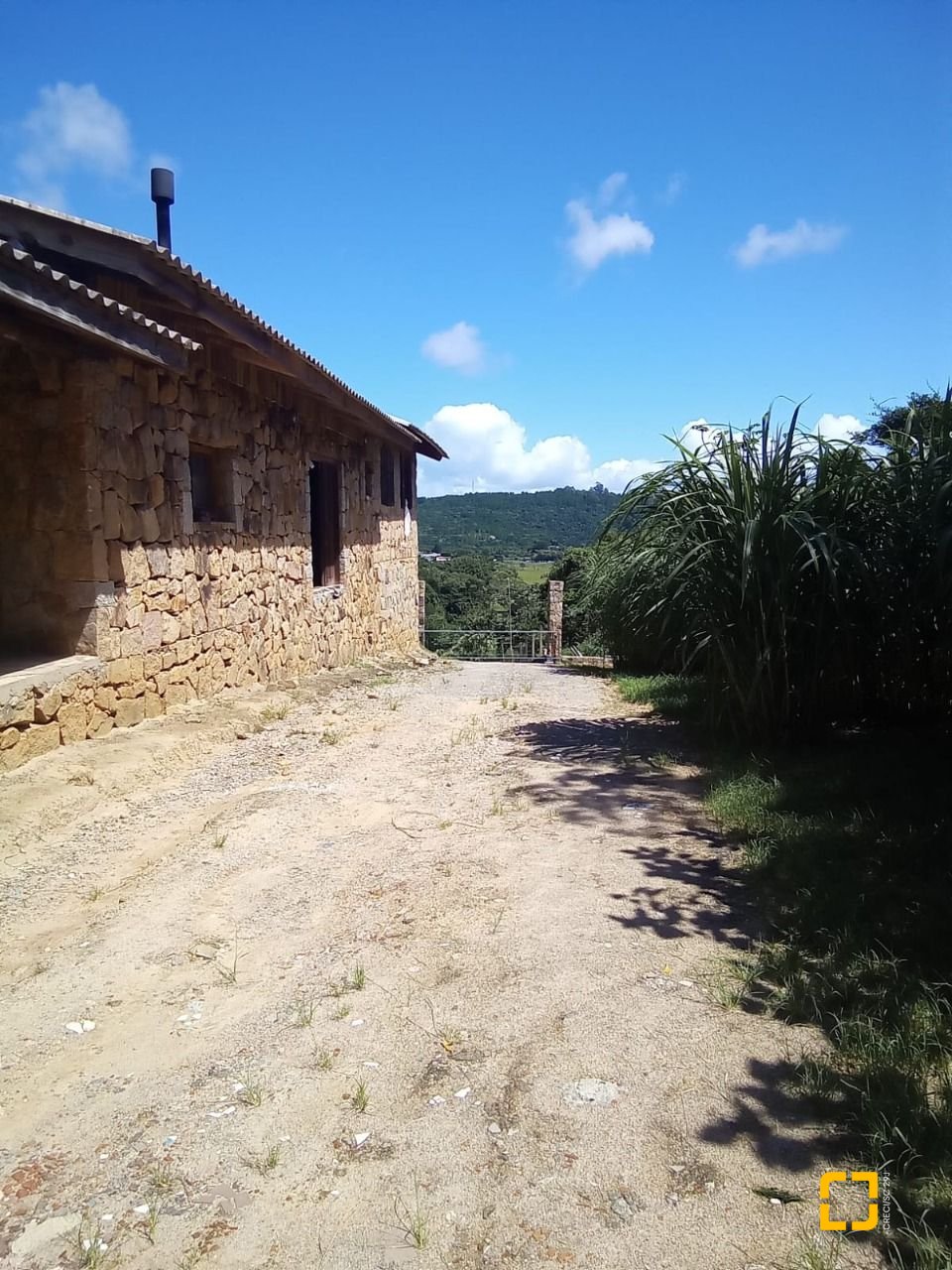 Casa com 150m², 4 quartos, 2 garagens, no bairro Vargem Grande em Florianópolis