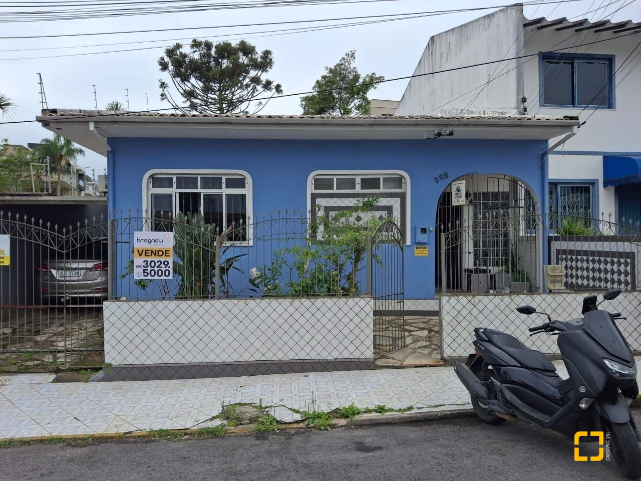 Casa com 200m², 3 quartos (sendo 1 suíte), 1 garagem, no bairro Estreito em Florianópolis