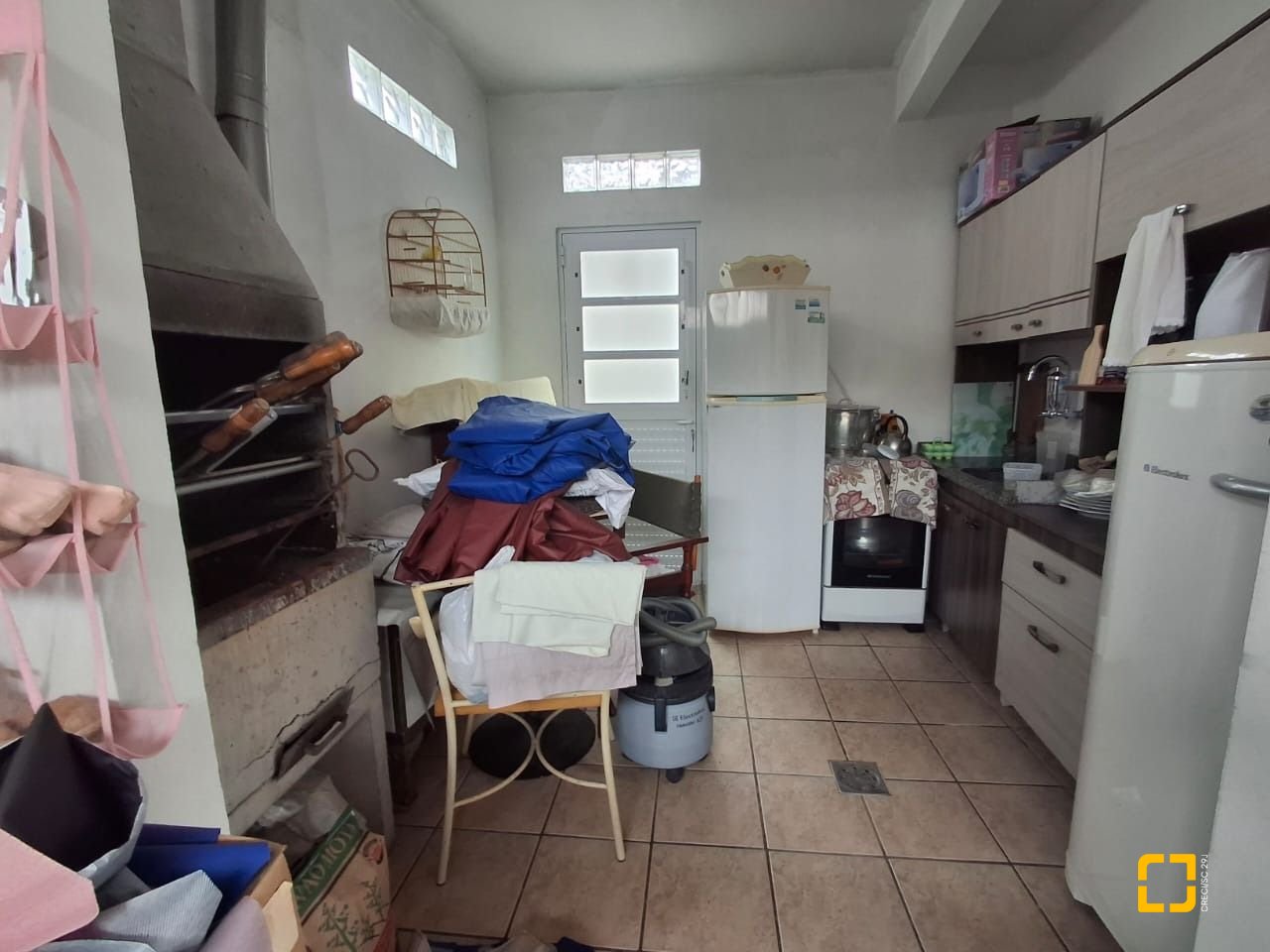 Casa com 200m², 3 quartos (sendo 1 suíte), 1 garagem, no bairro Estreito em Florianópolis
