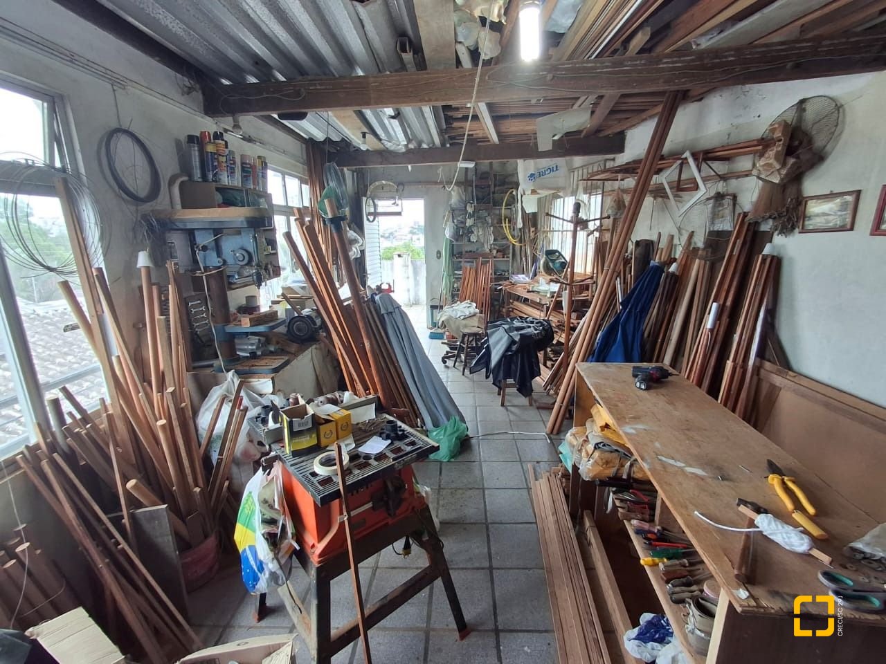 Casa com 200m², 3 quartos (sendo 1 suíte), 1 garagem, no bairro Estreito em Florianópolis