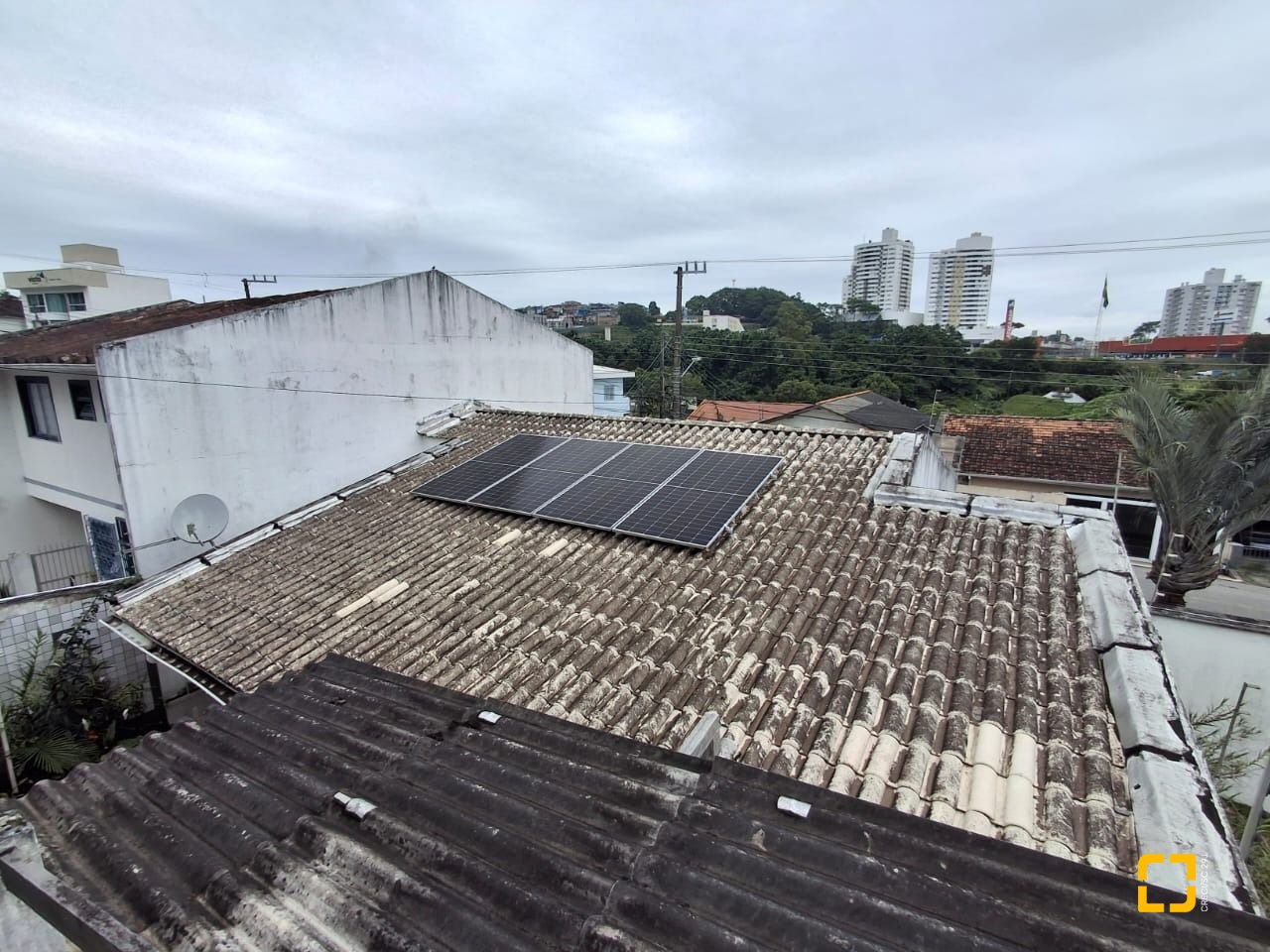 Casa com 200m², 3 quartos (sendo 1 suíte), 1 garagem, no bairro Estreito em Florianópolis