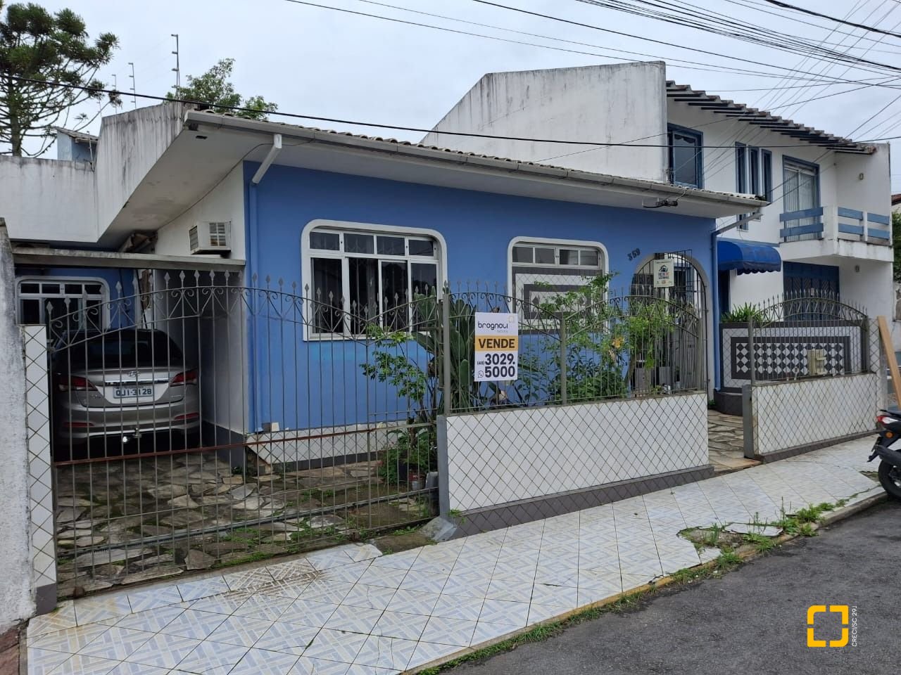 Casa com 200m², 3 quartos (sendo 1 suíte), 1 garagem, no bairro Estreito em Florianópolis