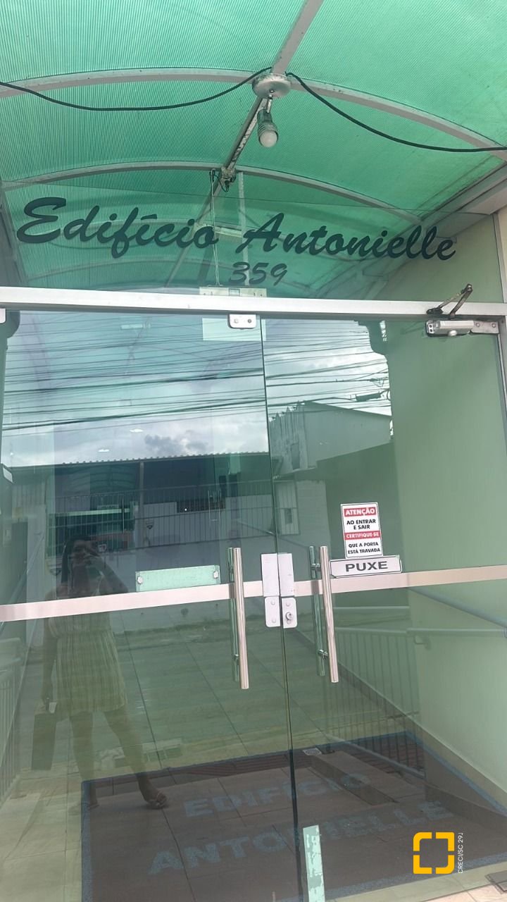 Apartamento com 93m², 3 quartos, 1 garagem, no bairro Barreiros em São José