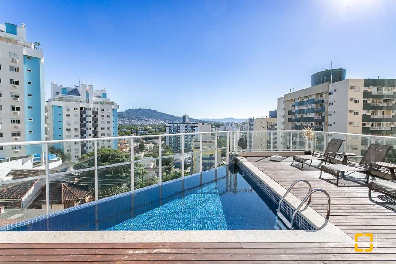 Apartamento com 65m², 3 quartos (sendo 1 suíte), 2 garagens, no bairro Itacorubi em Florianópolis