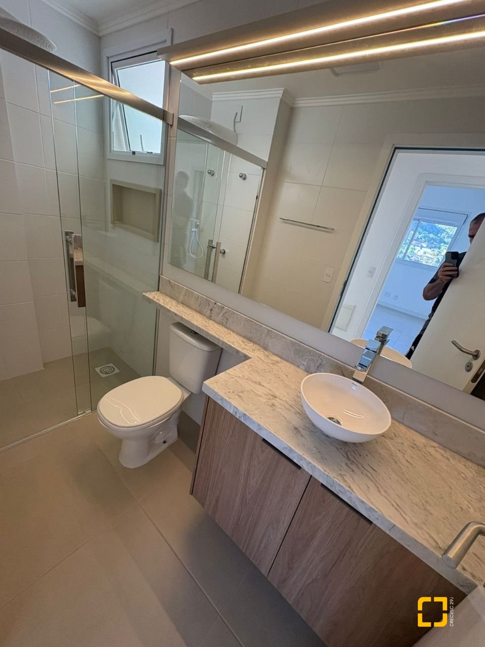 Apartamento com 65m², 3 quartos (sendo 1 suíte), 2 garagens, no bairro Itacorubi em Florianópolis