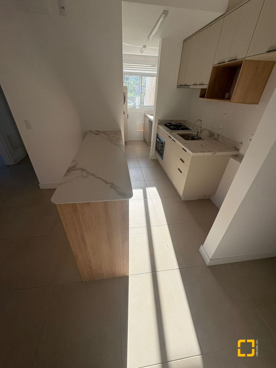 Apartamento com 65m², 3 quartos (sendo 1 suíte), 2 garagens, no bairro Itacorubi em Florianópolis