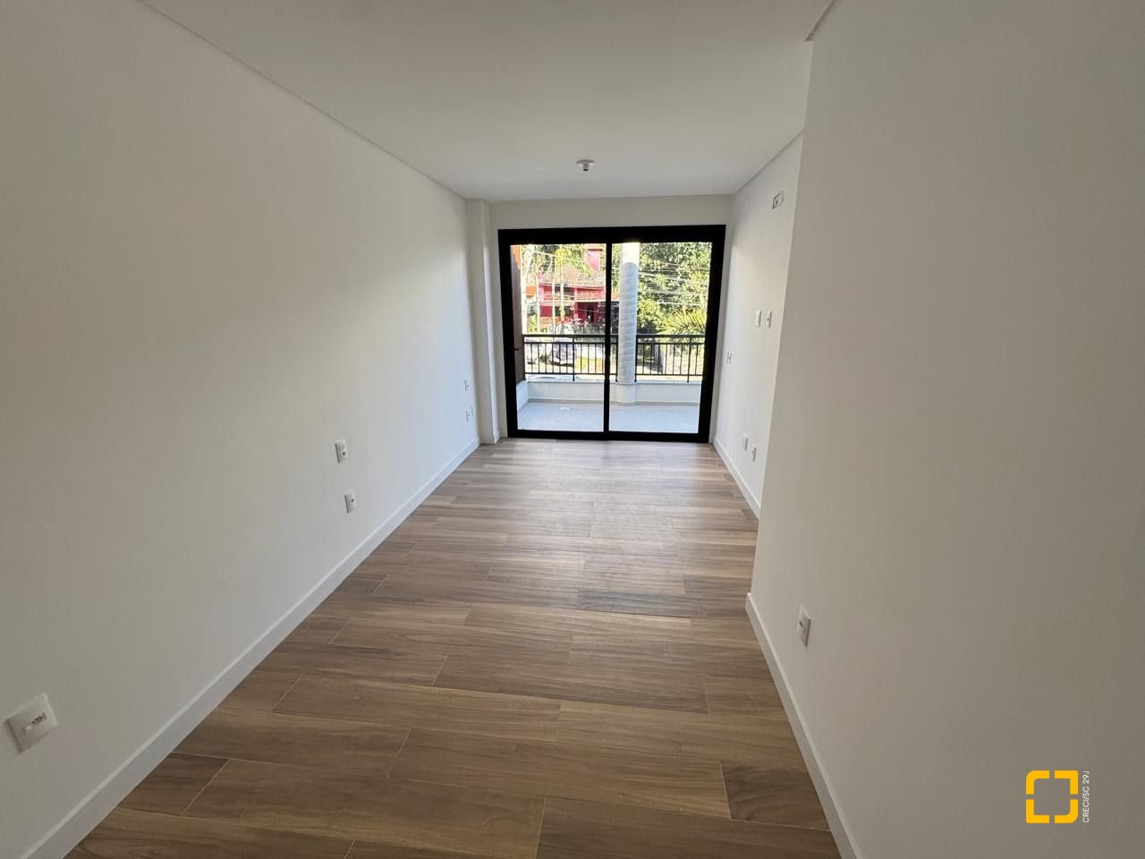 Casa de Condomínio com 242m², 6 quartos (sendo 3 suítes), 2 garagens, no bairro Cacupé em Florianópolis