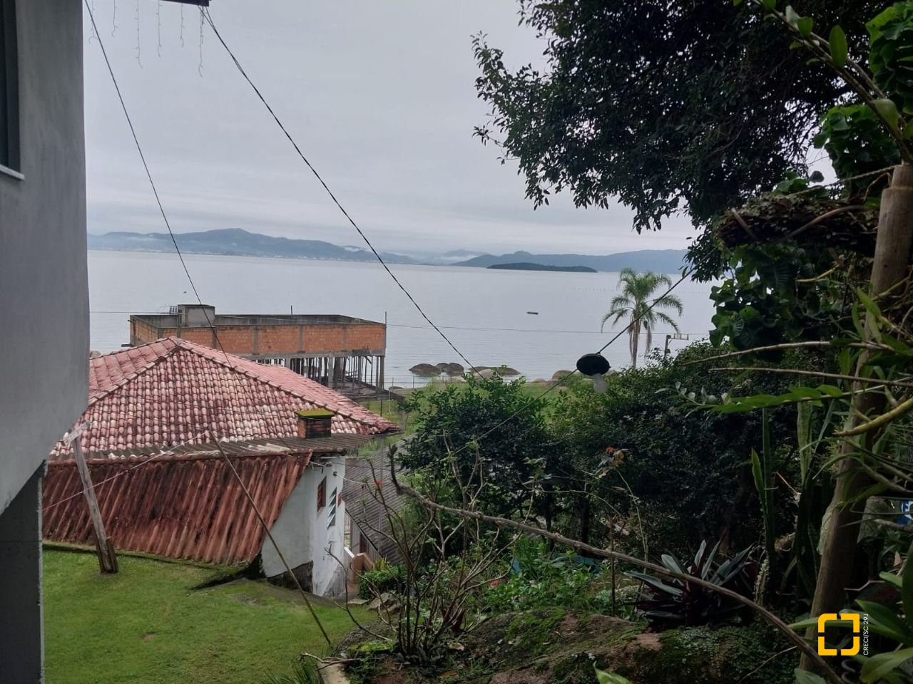 Casa com 357m², no bairro Santo Antônio de Lisboa em Florianópolis