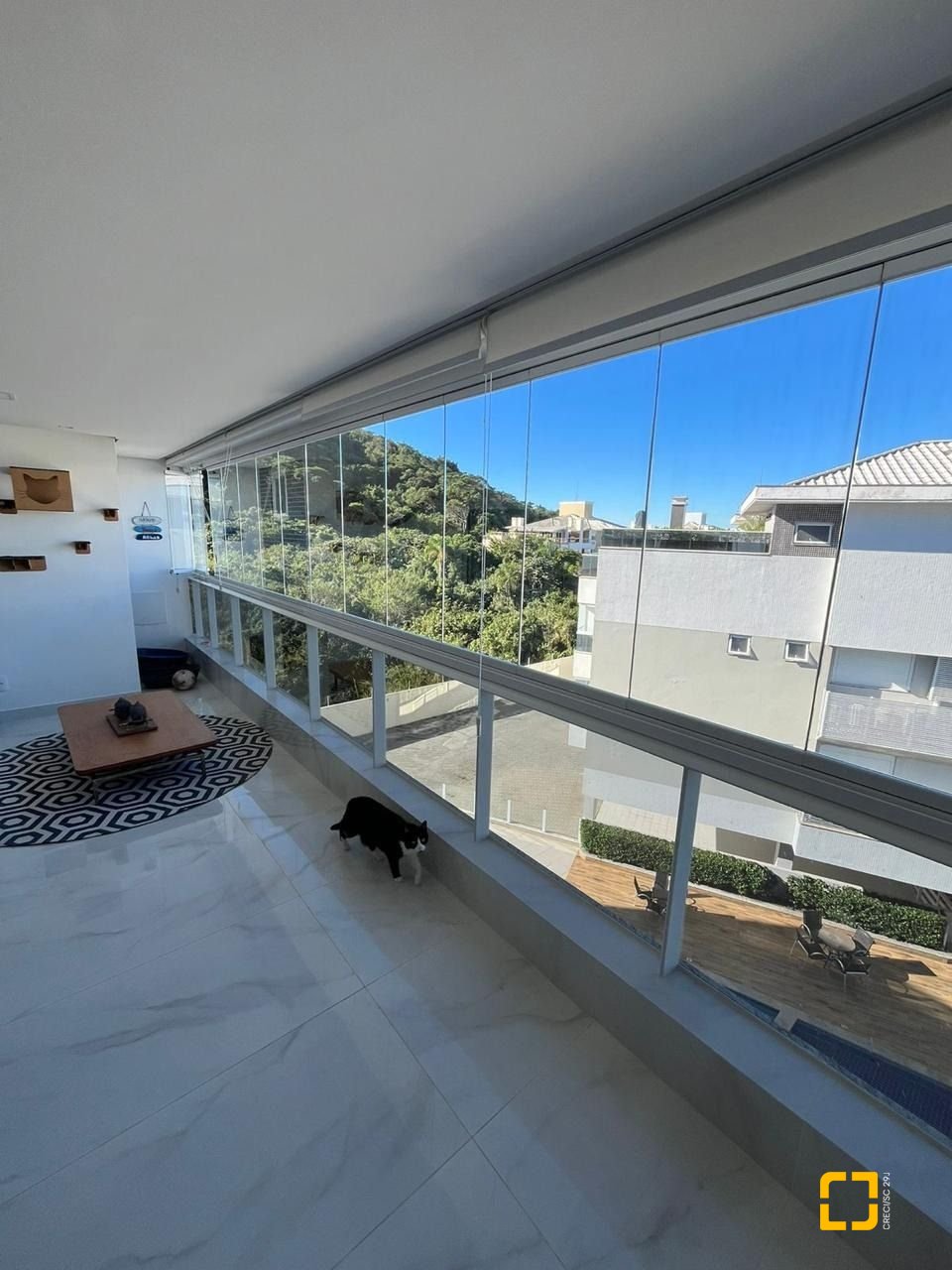 Cobertura com 257m², 6 quartos (sendo 3 suítes), 2 garagens, no bairro Ingleses em Florianópolis