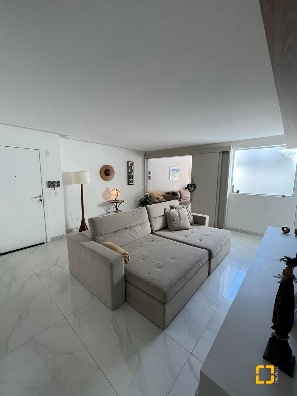 Cobertura com 257m², 6 quartos (sendo 3 suítes), 2 garagens, no bairro Ingleses em Florianópolis