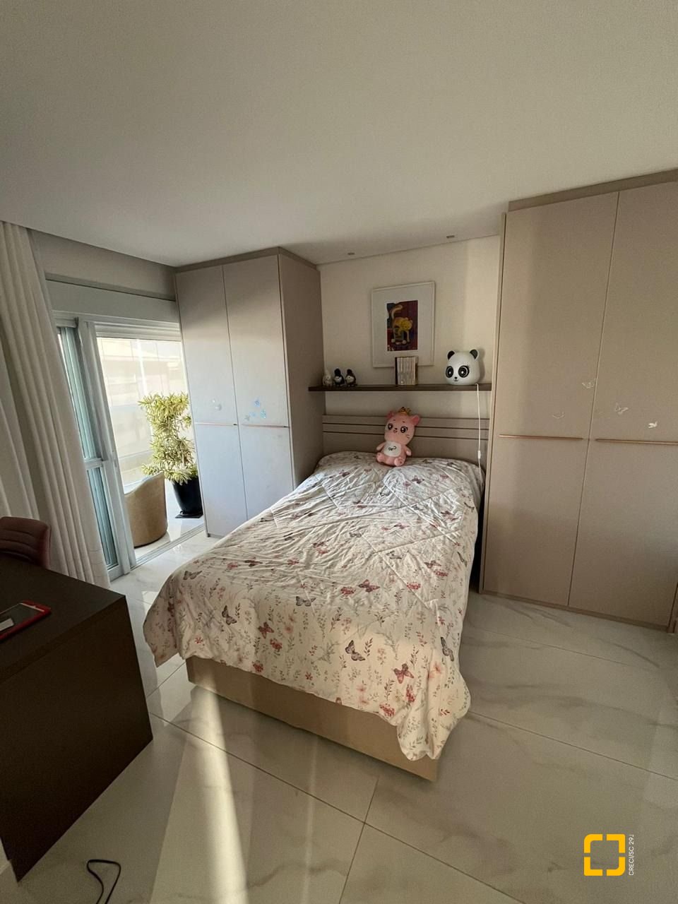 Cobertura com 257m², 6 quartos (sendo 3 suítes), 2 garagens, no bairro Ingleses em Florianópolis
