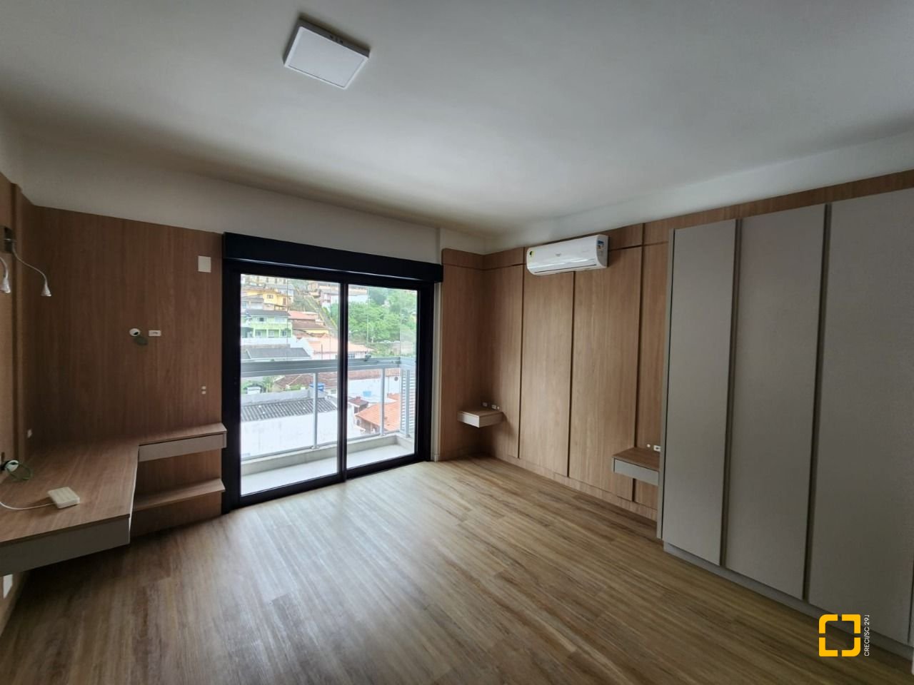 Studio com 39m², 1 quarto, 1 garagem, no bairro Centro em Florianópolis